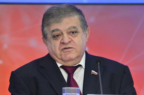 Сенатор Джабаров: президент Зурабишвили будет давить на свое правительство, чтобы Грузия присоединилась к санкциям против России
