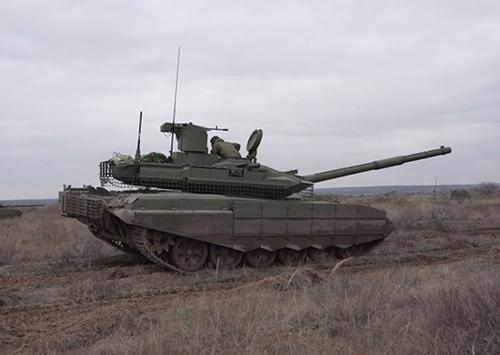 Российские танкисты на Т-90М после получения разведданных поразили украинский наблюдательный пункт