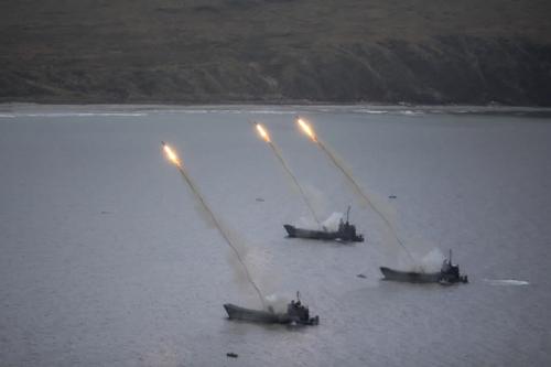 Северная Корея запустила две баллистические ракеты малой дальности 