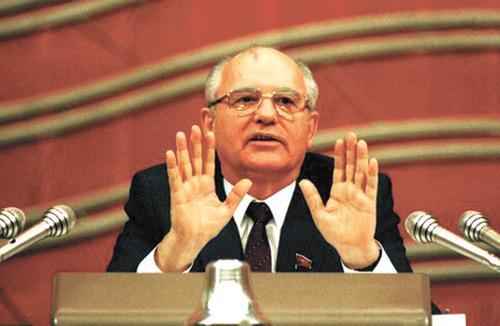Разваливать СССР начал не Горбачев, а его личный шофер?