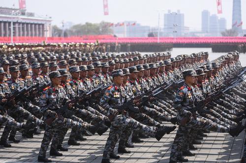 Rodong Sinmun: в КНДР 800 тысяч человек за сутки подали заявление о зачислении в армию для борьбы с США