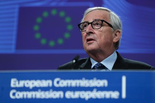 Экс-глава Еврокомиссии Юнкер заявил, что Украину не скоро примут в ЕС, и призвал к переговорам с Россией