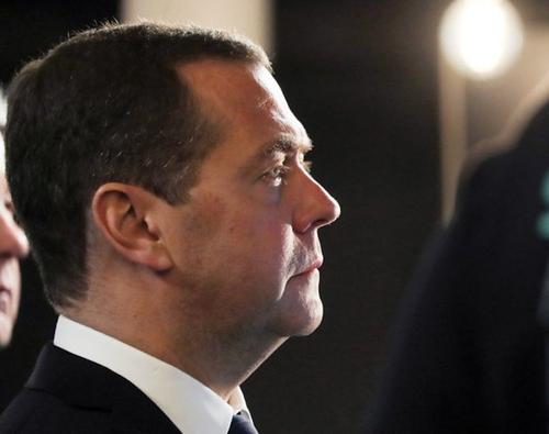 Медведев заявил, что российский ВПК «раскочегарился»