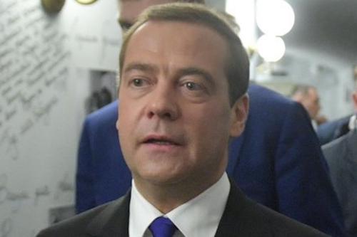 Медведев заявил, что СССР распался потому, что руководство страны утратило связь с реальностью