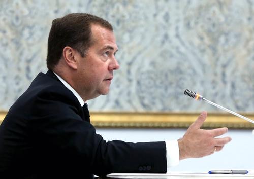 Медведев заявил, что спецоперация обнажила проблемы в России, отдельные институты оказались не готовы