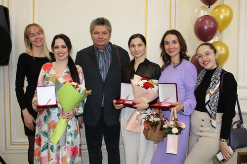 Сотрудников Челябинского театра оперы и балета наградили премией ЗСО