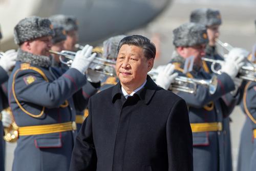 Фон дер Ляйен: приезд Си Цзиньпина в Россию показал напористые действия Китая по укреплению мировой позиции