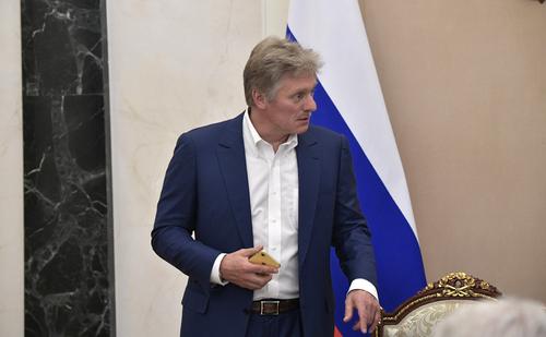 Песков: в Кремле видят опасной тему обсуждения возможной отправки миротворцев на Украину 