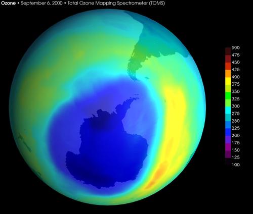 Во время магнитных бурь может разрушаться до 25 % озонового слоя Земли