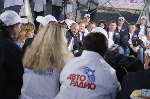 Владимир Путин поздравил «Авторадио» с 30-летием