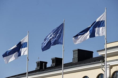 Финляндия вступила в НАТО, а таблички с названиями улиц в нашей Карелии до сих пор дублируются на финском языке