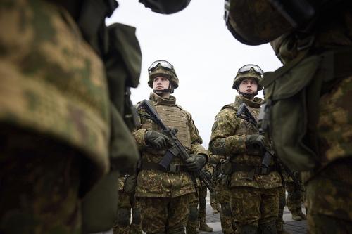 Телеканал NBC News поставил под сомнение успех готовящегося контрнаступления Украины из-за больших потерь среди опытных военных