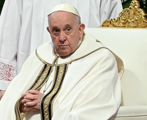 Папа Римский Франциск призвал к пасхальному перемирию в зоне конфликта на Украине