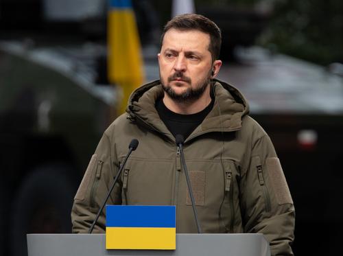 Автор портала NPD Галась заявил, что Зеленский пообещал Варшаве территории Западной Украины в обмен на помощь против России