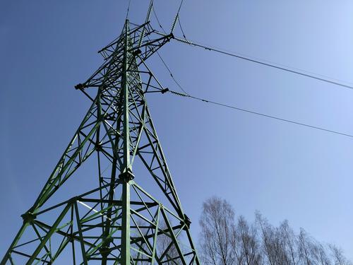 Сильный ветер оставил Прибайкалье без электричества