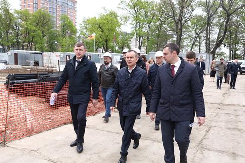 Губернатор Кубани посетил строящиеся школы DOGMA
