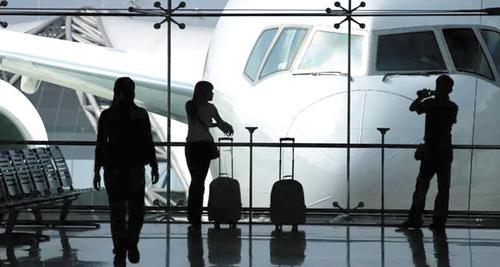 Власти просят авиакомпании предоставить билеты на летний отдых для участников СВО