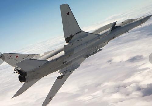 Дальние бомбардировщики ВКС РФ провели воздушное патрулирование на Дальнем Востоке