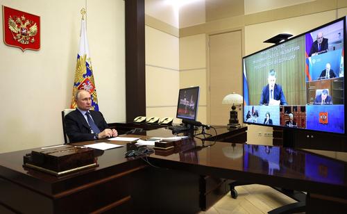 Путин объяснил личное посещение штабов в Херсонской области и ЛНР тем, что не хотел отрывать военных от дел