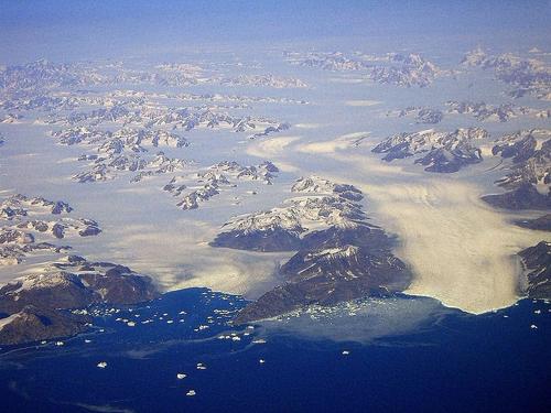 Ледник Стинструп в Гренландии отступил на 8 км за 3 года
