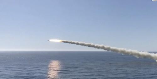 Ракетный катер ТоФ поразил мишень в Охотском море 