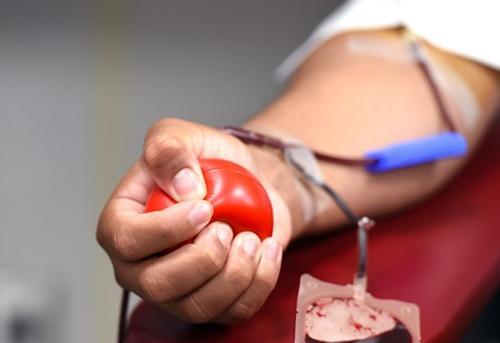 20 апреля - Национальный день донора крови в России
