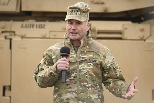 Генерал Каволи: на Украине установили систему слежения за передаваемым оружием