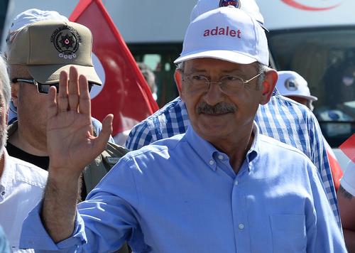 Главный соперник Эрдогана Кылычдароглу заявил, что в случае победы на выборах хочет возобновить переговоры о членстве Турции в ЕС