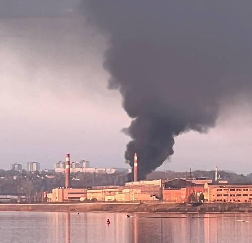 На территории оборонного холдинга «Мотовилихинские заводы» в Перми произошел пожар 