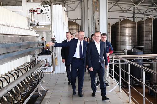 Губернатор Кубани посетил завод по производству кваса