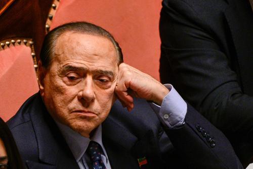 Бывший премьер-министр Италии Берлускони заявил, что сейчас мало кто в мире считается с Европой