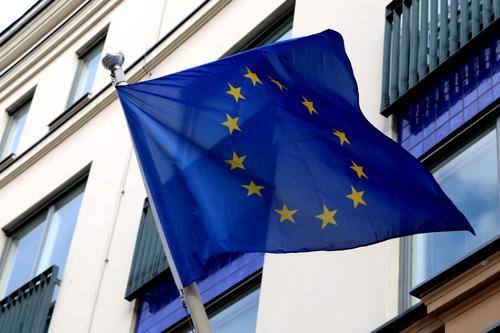 Агентство Reuters сообщило, что Евросоюз только в крайнем случае введет ограничения для нарушителей антироссийских санкций