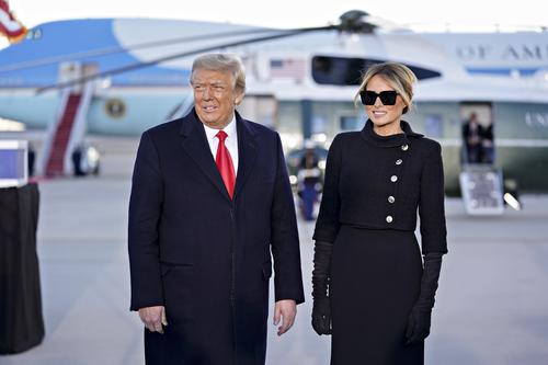 Супруга Дональда Трампа Меланья поддержала участие мужа в предстоящих выборах президента США