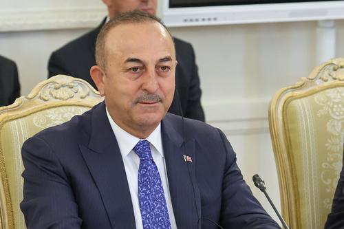 Глава турецкого МИД Чавушоглу оценил как конструктивные четырехсторонние переговоры по Сирии, прошедшие в Москве