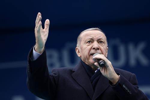 Политолог Марков: все противники Эрдогана объединятся, чтобы не допустить его победы во втором туре выборов президента Турции