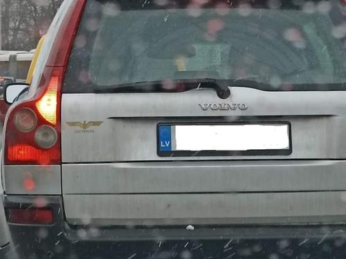 На латвийских машинах появилась символика Люфтваффе