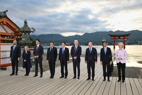 Лидеры стран «Большой семерки» на саммите в Японии пообещали поддерживать Украину «столько, сколько это потребуется»