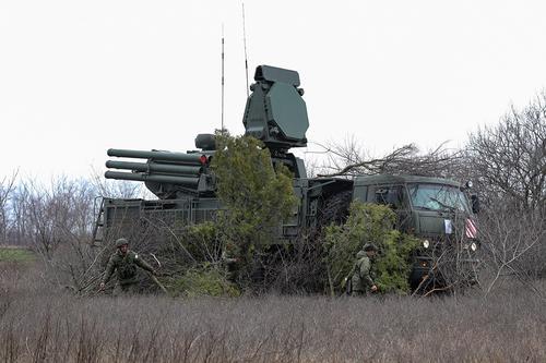 Российские системы ПВО за сутки перехватили пятнадцать украинских снарядов HIMARS и «Ураган»