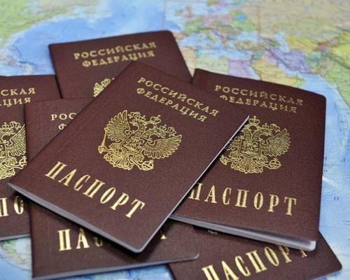 Осенью в России упростится процесс получения гражданства РФ