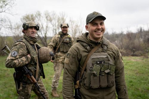 WSJ: Украина на фоне больших потерь профессиональных военных отправляла в Артемовск необученных мобилизованных