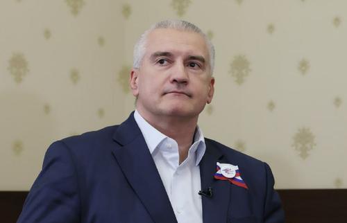 Аксенов сообщил, что в ночь на четверг в Крыму сбили и посадили шесть беспилотников ВСУ