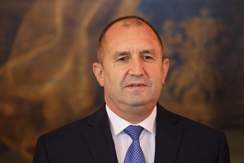 Глава Болгарии Радев: русские и украинцы равно близки болгарам