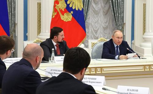 Путин признался, что для него полной неожиданностью стало недовольство грузин в связи с открытием прямого авиасообщения с Москвой