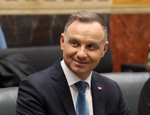 Польский президент Дуда заявил, что намерен подписать закон о борьбе против российского влияния