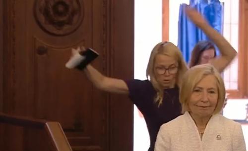 Депутаты Сейма Латвии ног под собой не чувствовали, когда избирали нового президента