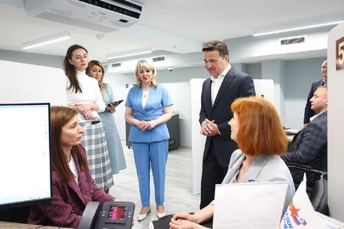 Андрей Воробьев посетил филиал фонда «Защитники Отечества» в Красногорске