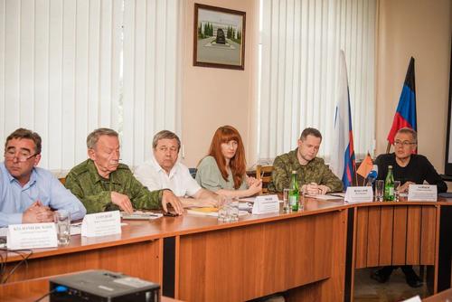 В ДНР прошёл круглый стол с участием НКО Донбасса и Краснодарского края