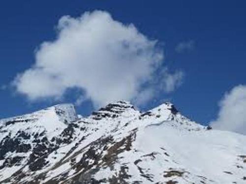 Непалец героически спас умирающего альпиниста от неминуемой гибели