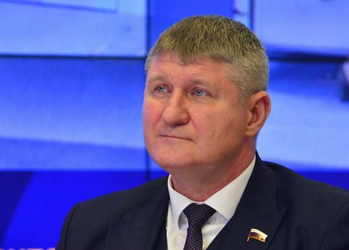 Депутат ГД Шеремет призвал народ Украины начать «освободительную войну», чтобы забыть о Зеленском, «как о страшном сне»