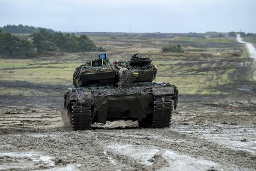 Экс-спикер НМ ДНР Басурин: за последние три дня ВСУ потеряли больше десяти танков Leopard, которые не сделали и залпа по врагу